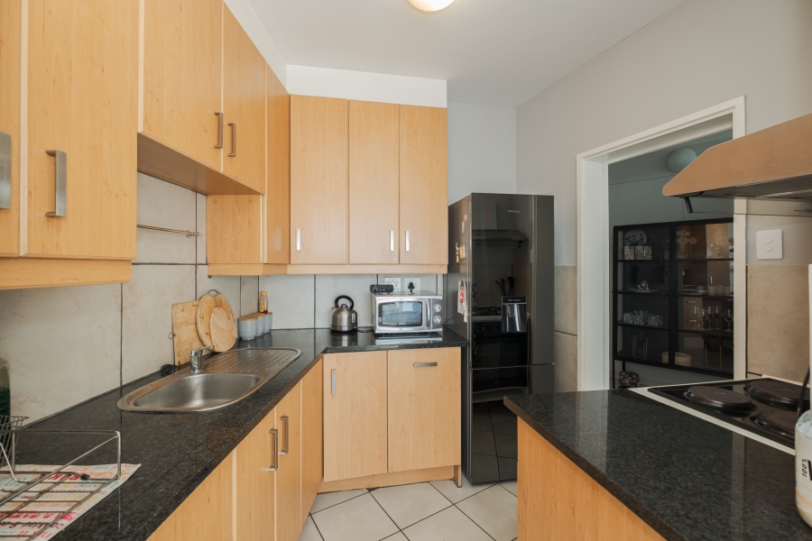 3 Bedroom Property for Sale in Vredehoek Western Cape